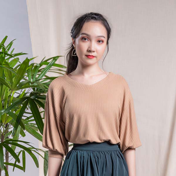 ST12012小花的秘密 七分袖上衣(焦糖)